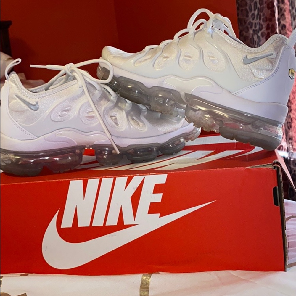 WOMENS VAPOR MAX PLUS